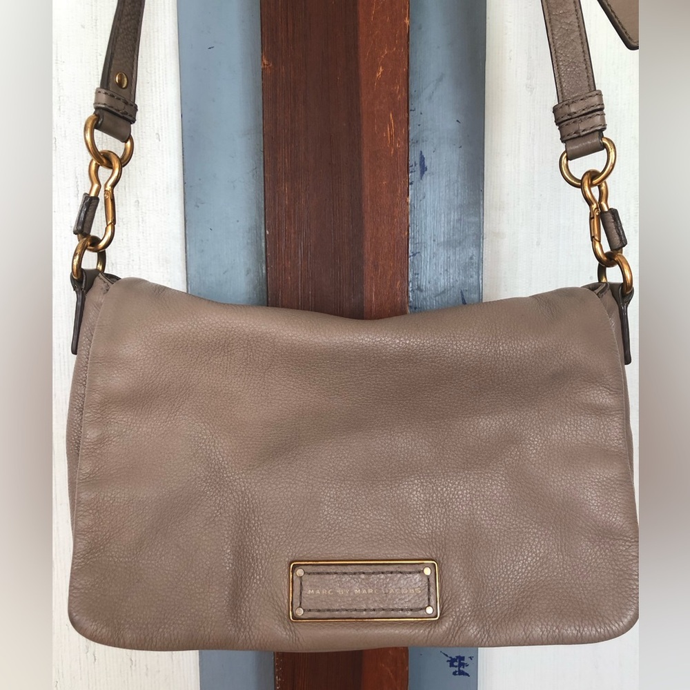 Marc Jacobs cross body bag